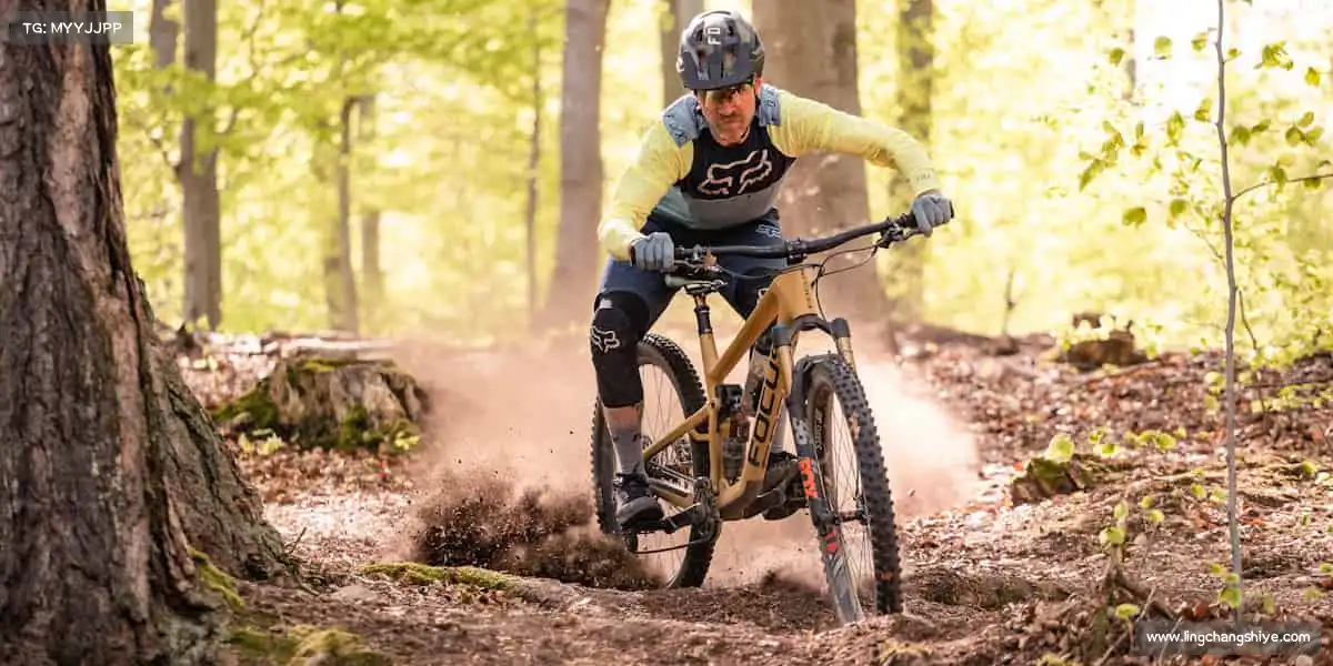 <strong>UED</strong>🌍全民运动，共赴热爱 —— 你的体育故事，从这里开篇！